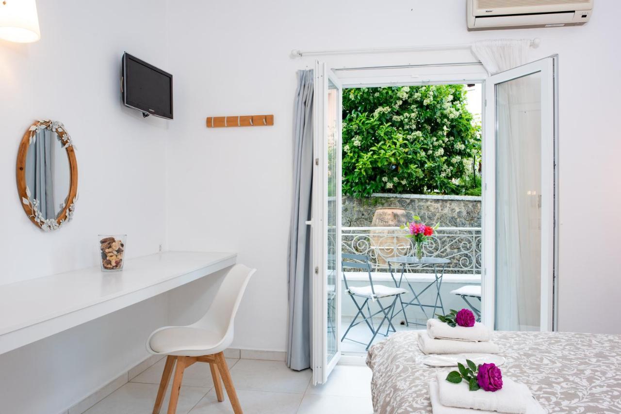 Averto Corfu Apartments Dassia  Eksteriør billede